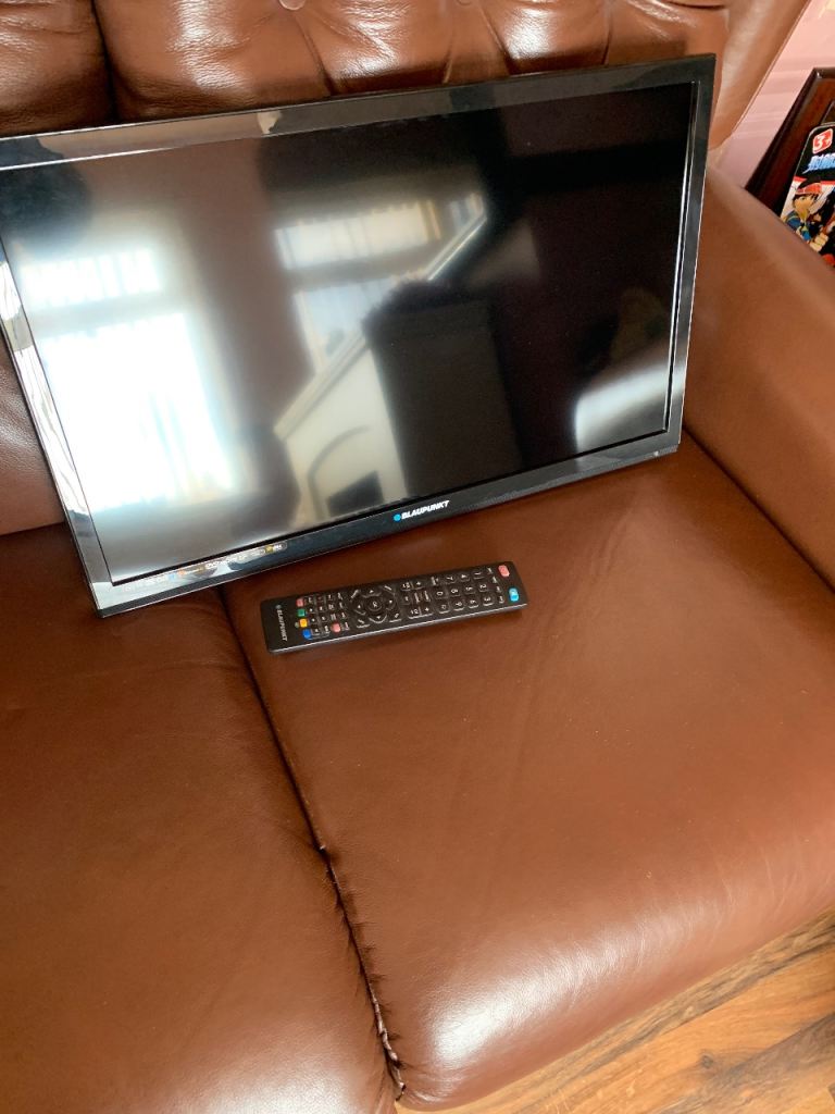 image for Blaupunkt tv 24 inch  + DVD player 