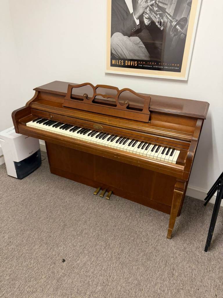 2 Upright Pianos Looking for a New Home 🎹 – Camden Collection