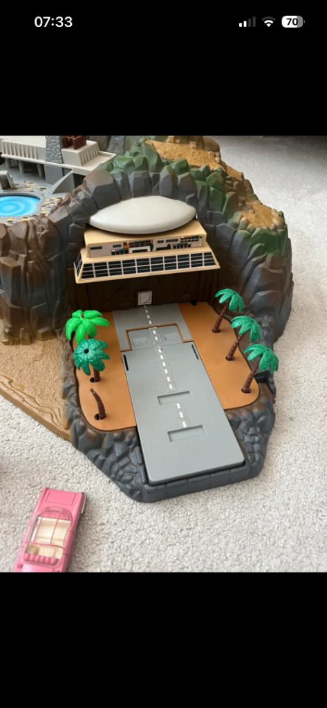 Thunderbirds Tracy island 