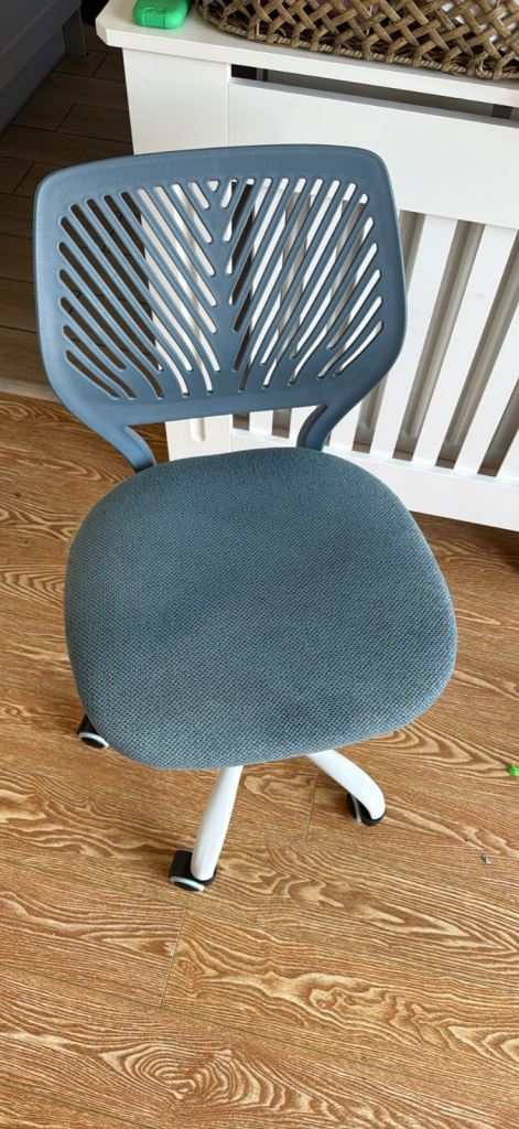 Adjustable Grey Office Chair with Wheels – Good Condition