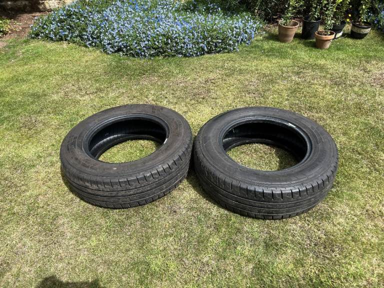 2 x Pirelli Carrier 195/70 R15C in excellent condition