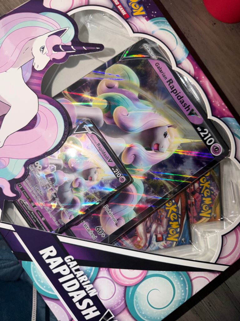 Pokemon Galarian Rapidash V Box (x4 sword and shield packs) - New and Sealed