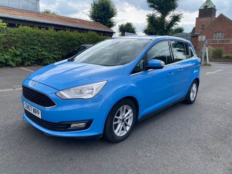 FORD GRAND C-MAX  2017  6 SPEED  IN VGC FSH  NEW BELTS NEW MOT NEW SERVICE  WARRANTY GIVEN