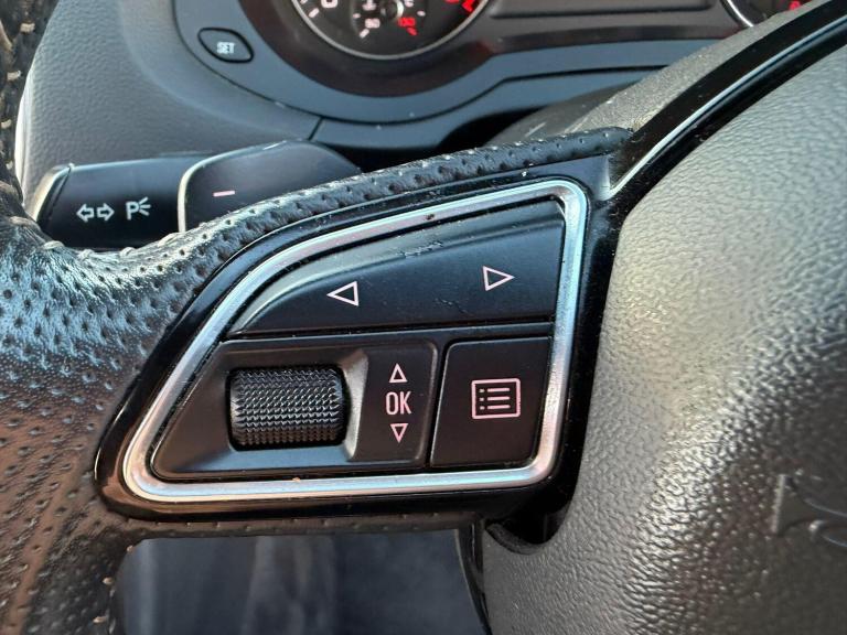  Audi Q3 2.0 TDI Black Edition S Tronic quattro Euro 6 (s/s) 5dr Diesel Automatic