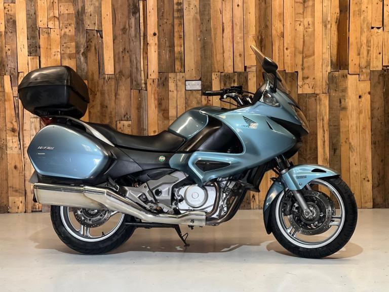 Honda NT 700 VA Deauville