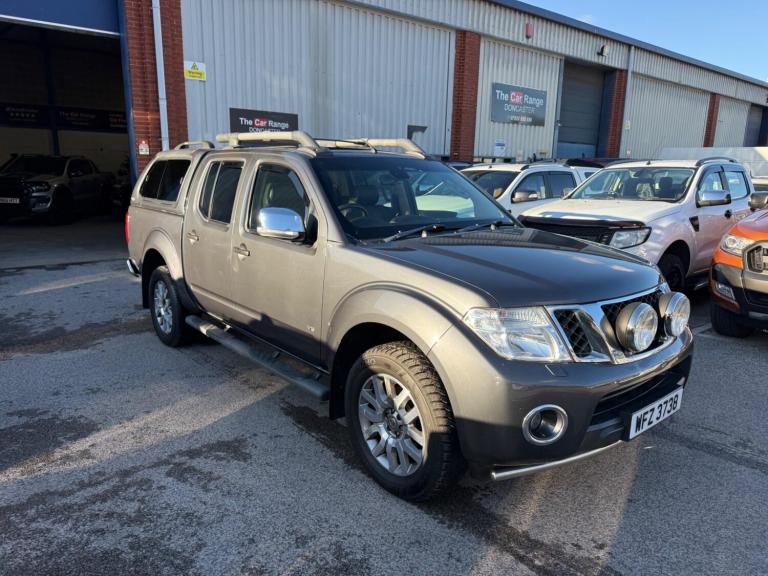 Nissan Navara 3.0 dCi V6 Outlaw Auto 4WD Euro 4 4dr Diesel Automatic