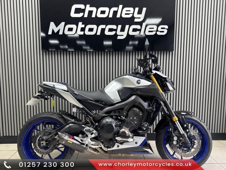 2018 Yamaha MT09Sp naked sport Akrapovic exhaust loads of upgrades