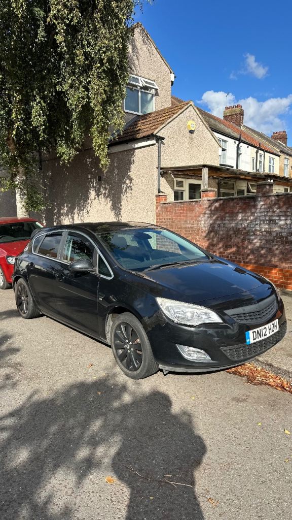 Vauxhall, ASTRA, Hatchback, 2012, Manual, 1598 (cc), 5 doors