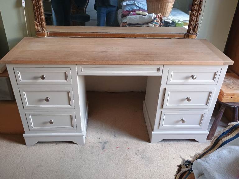 image for Desk/dressing table