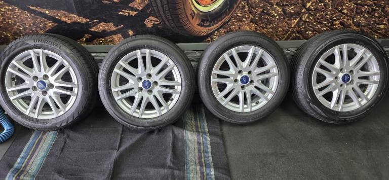 Ford Genuine 16 alloy wheels + 4 x tyres 205 55 16 Autogreen