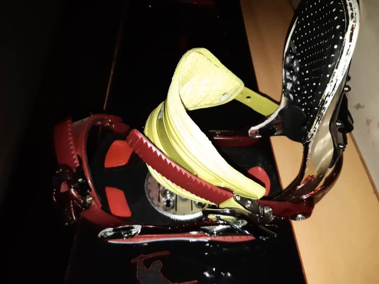 Ride snowboard bindings sz Medium in Harlesden NW10