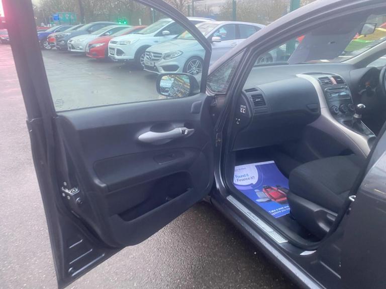 2007 Toyota Auris 1.6 VVTi TR 5dr HATCHBACK PETROL Manual