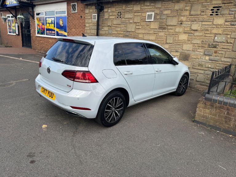 Volkswagen, GOLF, Hatchback, 2017, Manual, 1598 (cc), 5 doors