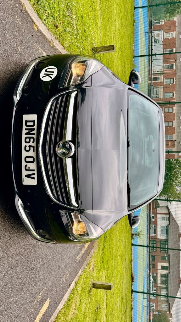 Vauxhall, INSIGNIA, Black, Sedan/Saloon, 2015, Manual, 1956 (cc), 5 doors