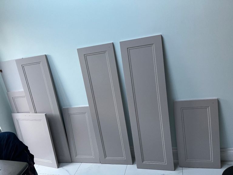 New Wren kitchen doors and panels in Ermine Casmere 
