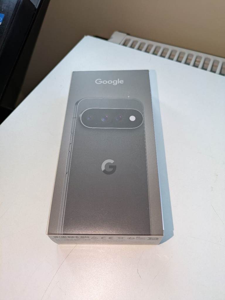 Google Pixel 11 Pro 256GB - Obsidian, Brand New in Box