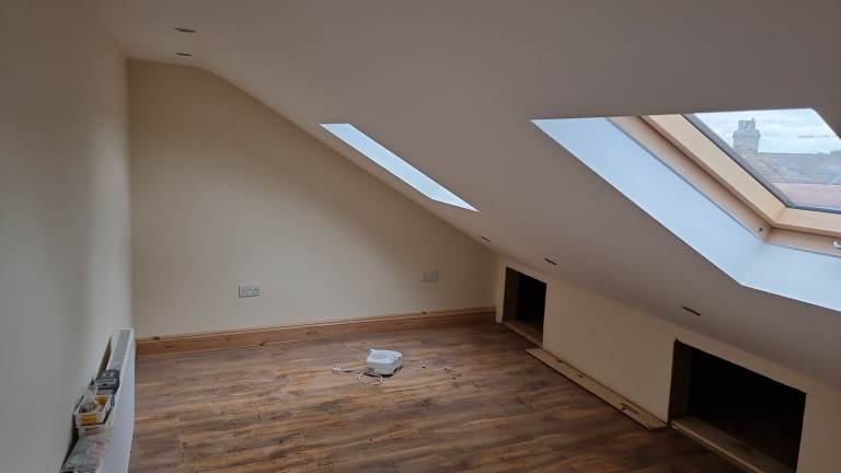 Two bed loft apartment for rent stone throw away from Newbury Park ...