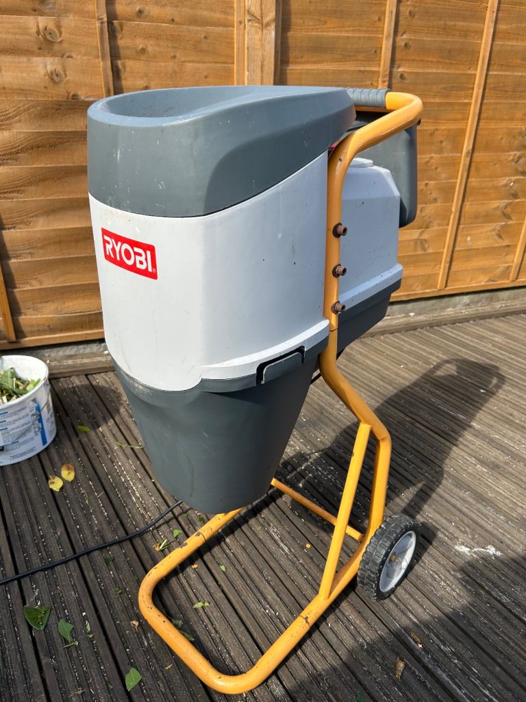 Ryobi garden shredder 