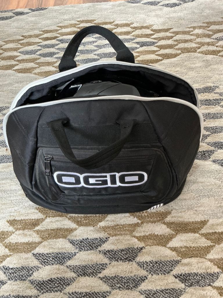 OGIO 800 Helmet Bag