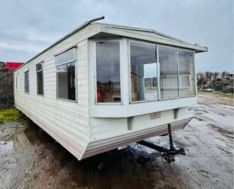 1998 Abi Phoenix 28ft by 10ft static caravan