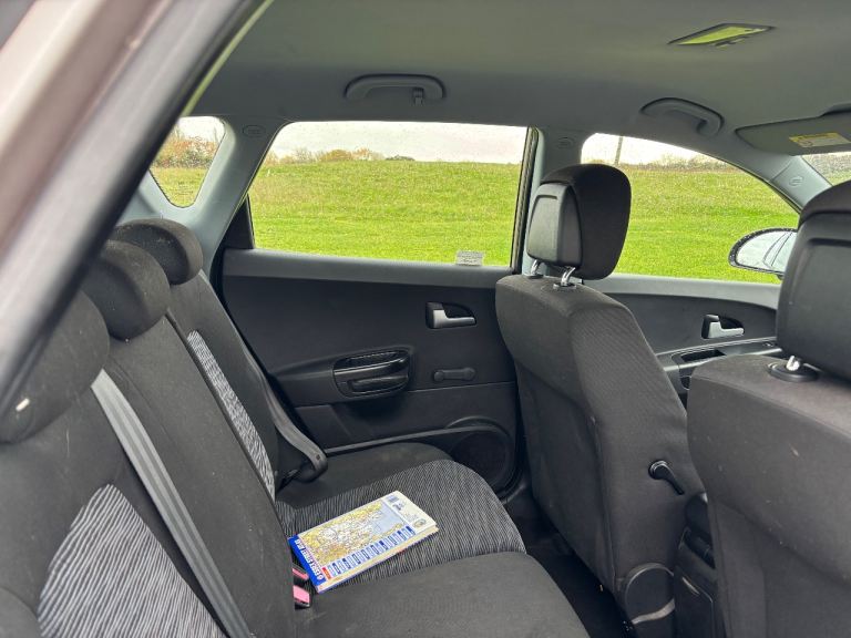 Kia, CEED, Hatchback, 2007, Manual, 1582 (cc), 5 doors