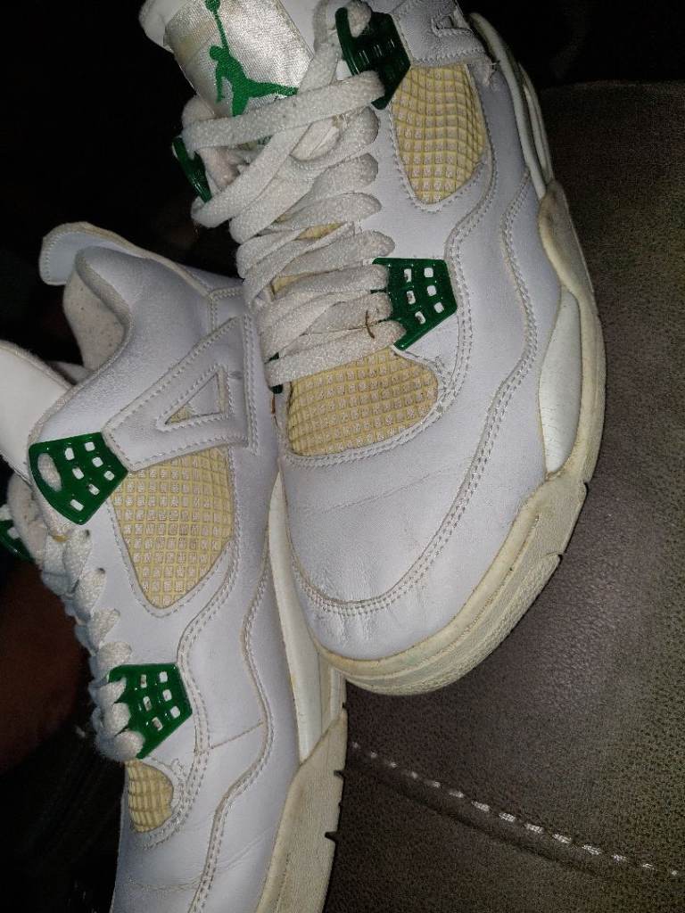 Nike Air Jordan 4, Classic White Green Trainers Size 7