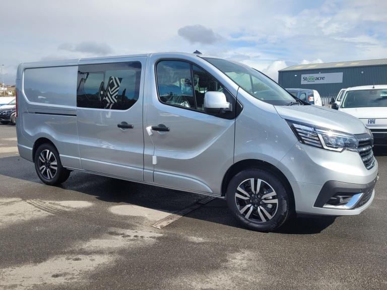 2025 Renault Trafic LL30 Blue dCi 170 auto extra sport crew van MY26 PANEL VAN Diesel Automatic
