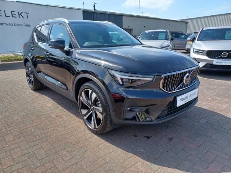 VOLVO XC40 2.0 B3P Ultra Dark 5dr Auto