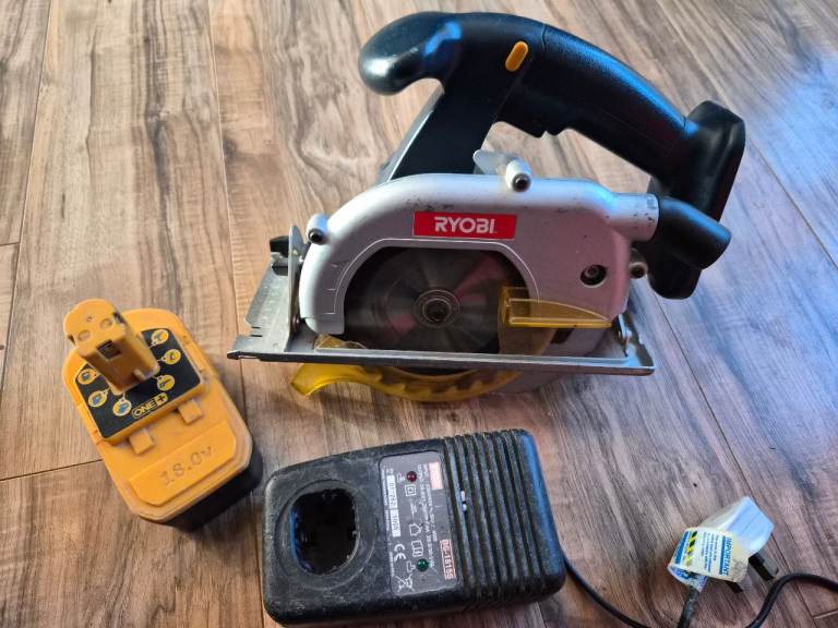 Ryobi Cordless Circular Saw with Battery and Charger – Good Condition