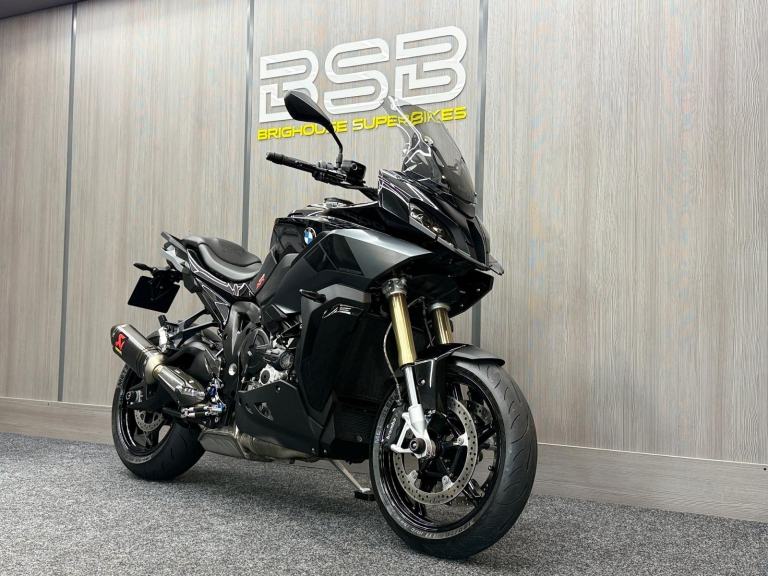 2022 72 BMW S1000XR Triple Black TE Euro 5 - Stunning Bike - FSH - Akrapovic