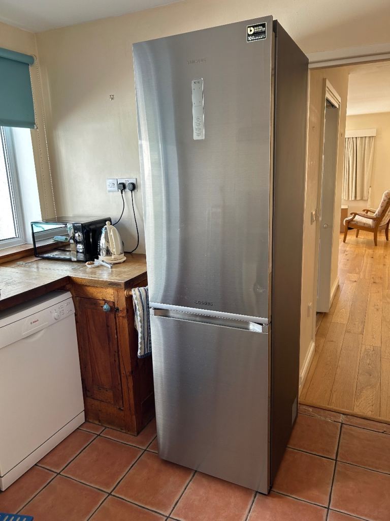 Samsung fridge freezer 
