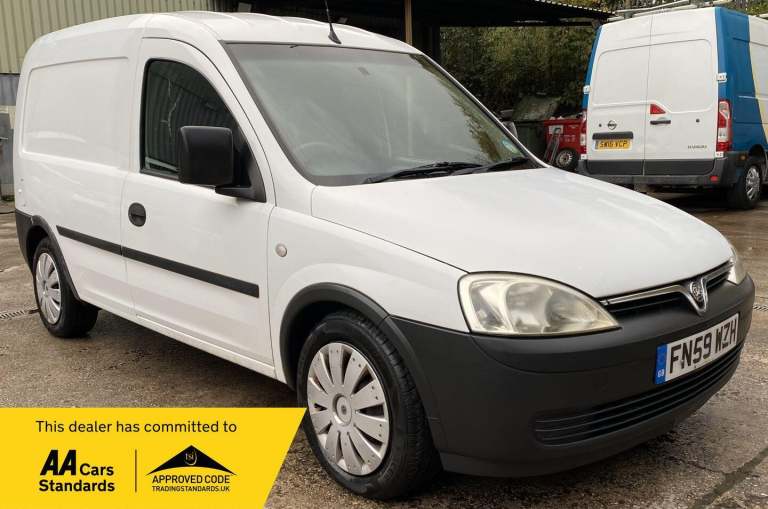2009 Vauxhall Combo 1.7 CDTi 1700 16v 3dr CAR DERIVED VAN Diesel Manual