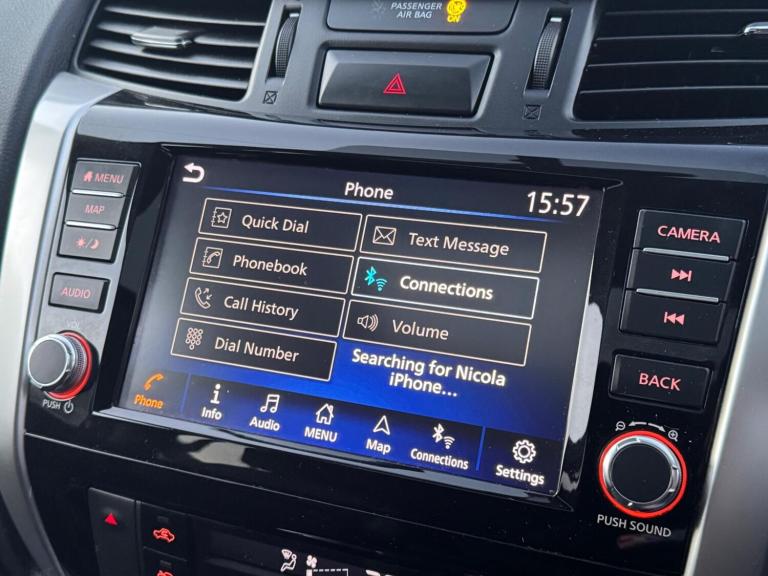  Nissan Navara 2.3 dCi N-Guard Auto 4WD Euro 6 4dr Diesel Automatic