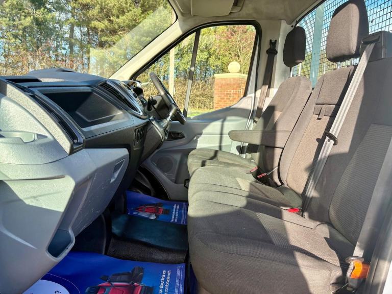 2016 Ford Transit 2.2 TDCi 125ps Pick Up Truck / Dropside ***4 Metre Reach Crane***  CHASSIS CAB ...