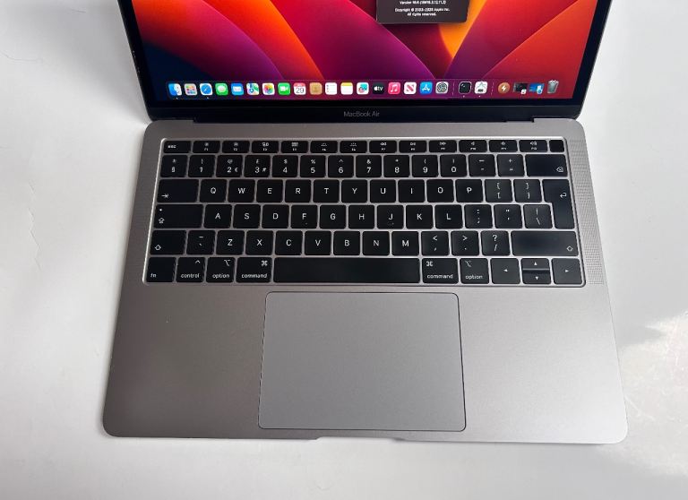 Apple MacBook Air 13” 2018 256GB SSD 8GB RAM Intel i5 Touch ID Laptop A1932