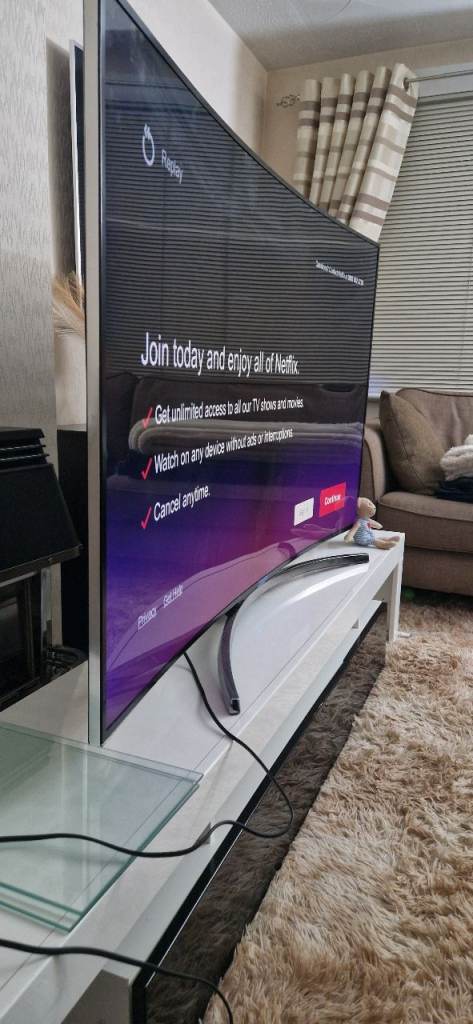  65" Samsung Curve Smart TV