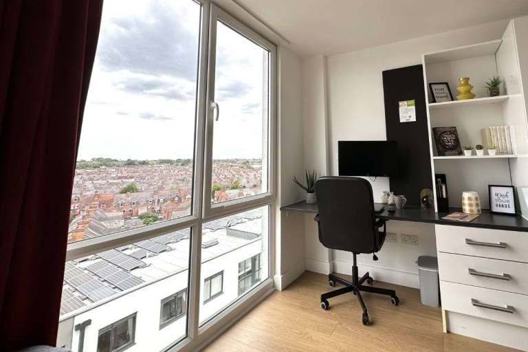 Modern studio flat for rent in De Montfort, Leicester - Student accommodation - All bills included