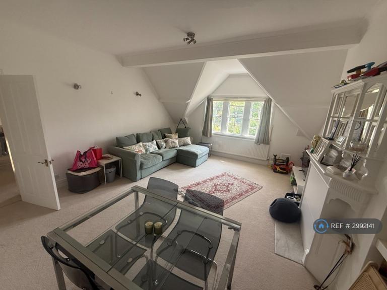 3 bedroom flat in Rawlinson Road, Oxford, OX2 (3 bed) (#2992141)