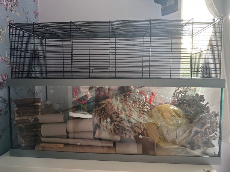 Small animal cage bundle.