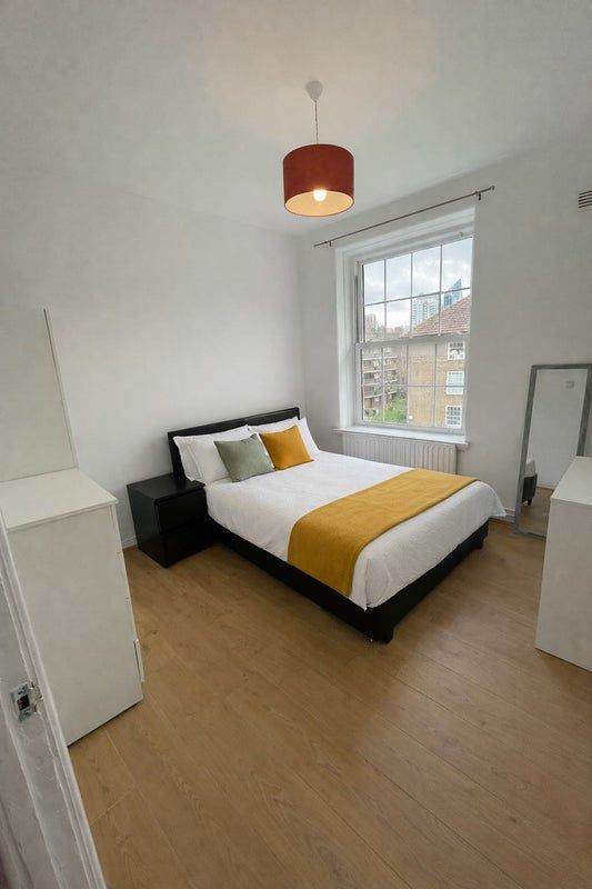 SPACIOUS DOUBLE ROOM AVAILABLE IN ACTON - BILLS INCLUDED 🔑