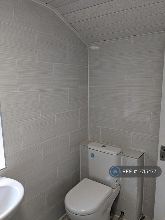 1 bedroom in Maple Street, Sheerness, ME12 (#2715477)