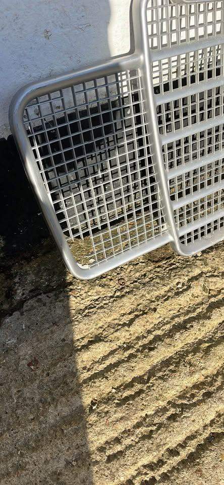 LANDROVER SERIES 3 FRONT GRILLS