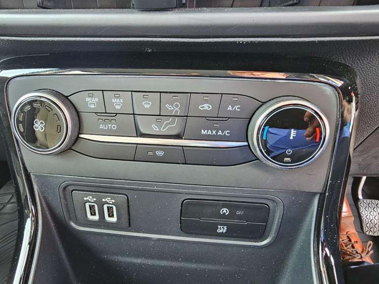 FORD ECOSPORT 1.0 EcoSport ST-Line 5 Door 1.0L EcoBoost 125PS FWD 6 Speed