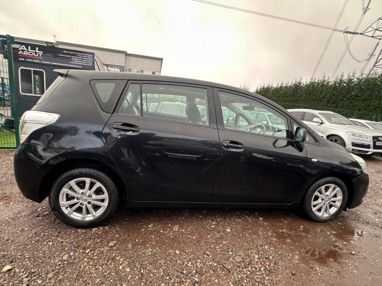 2010 Toyota Verso 2.0 D-4D TR Lthr/Pan Rf 5dr MPV Diesel Manual