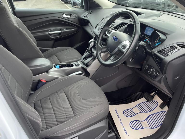 2014 Ford Kuga 2.0 TDCi Zetec 5dr Powershift HATCHBACK Diesel Automatic