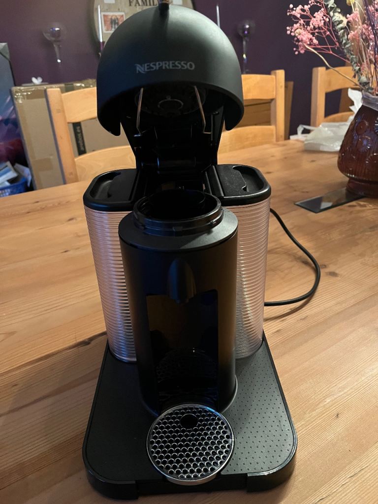 image for Nespresso Vertuo Evoluo Coffee Machine 