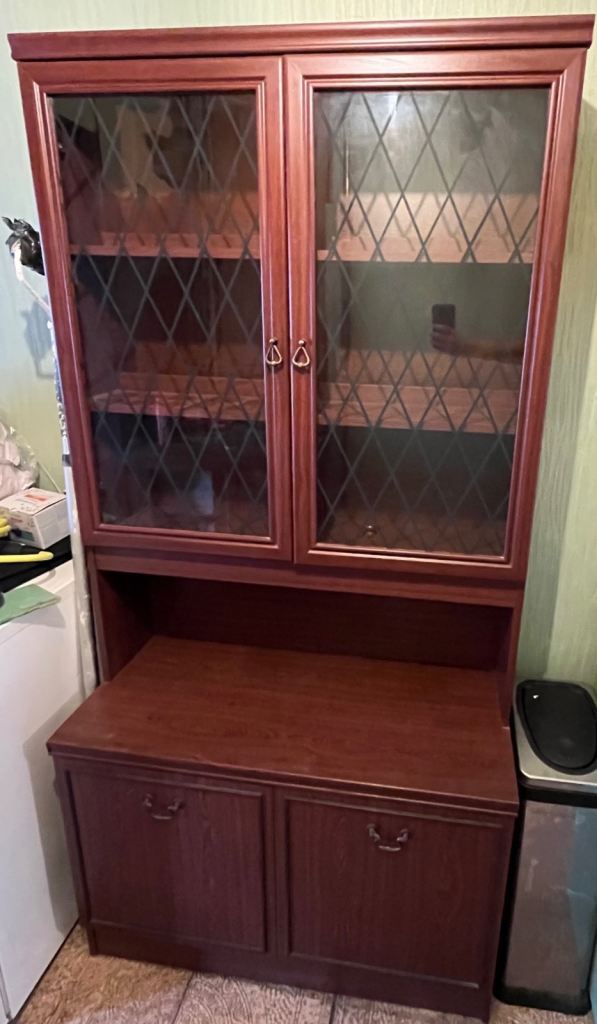 Glass cabinet