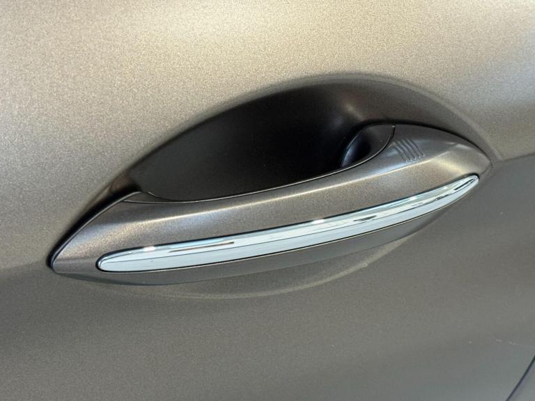  BMW M6 4.4 V8 Coupe 2dr Petrol DCT Euro 6 (s/s) (560 ps) Petrol Automatic