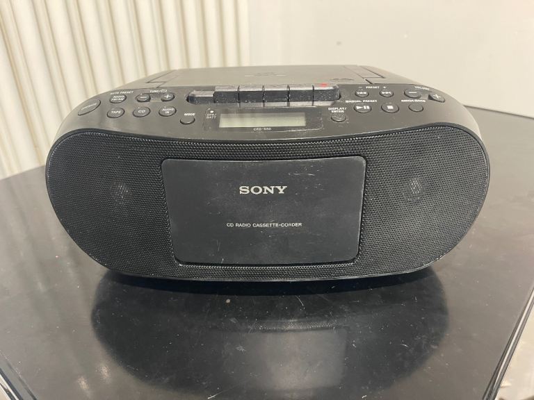 Sony boombox radio, tape and cd player £10
