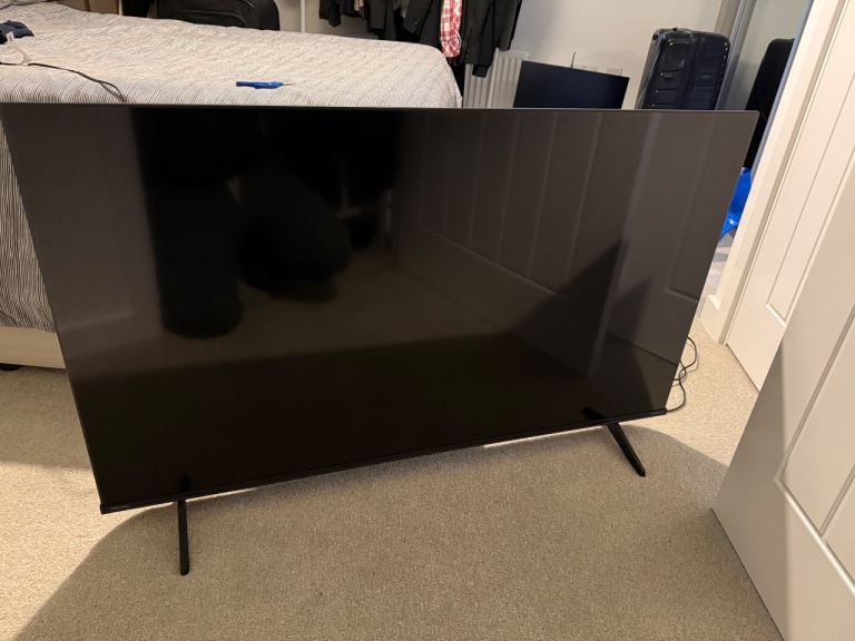 2025 Hisense smart tv - 50 inch 